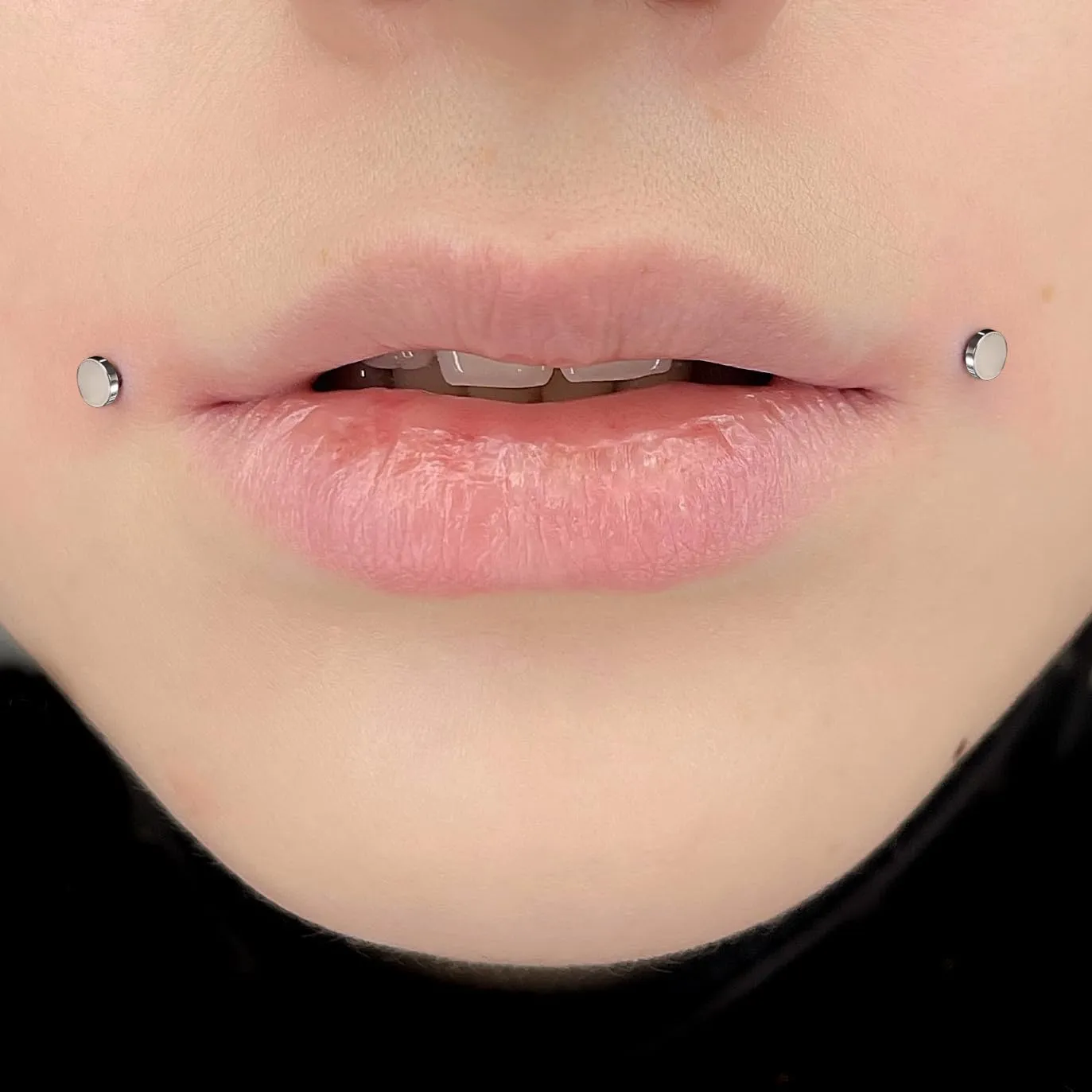 16G Labret Cheek Tongue Rings Surgical Steel Monroe Lip Piercing Jewelry Barbell Rings Kits Ultra-long Bar Length 14/16/19/22/25mm