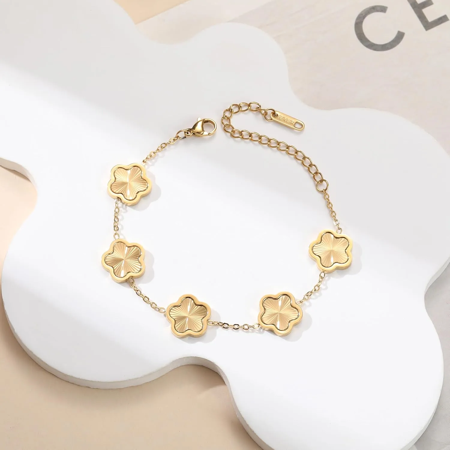 18K Gold Plated Clover Bracelet for Women - Four Leaf Flower Lucky 4 Leaf Link Bracelet Jewelry Gift for Women Van Cleef