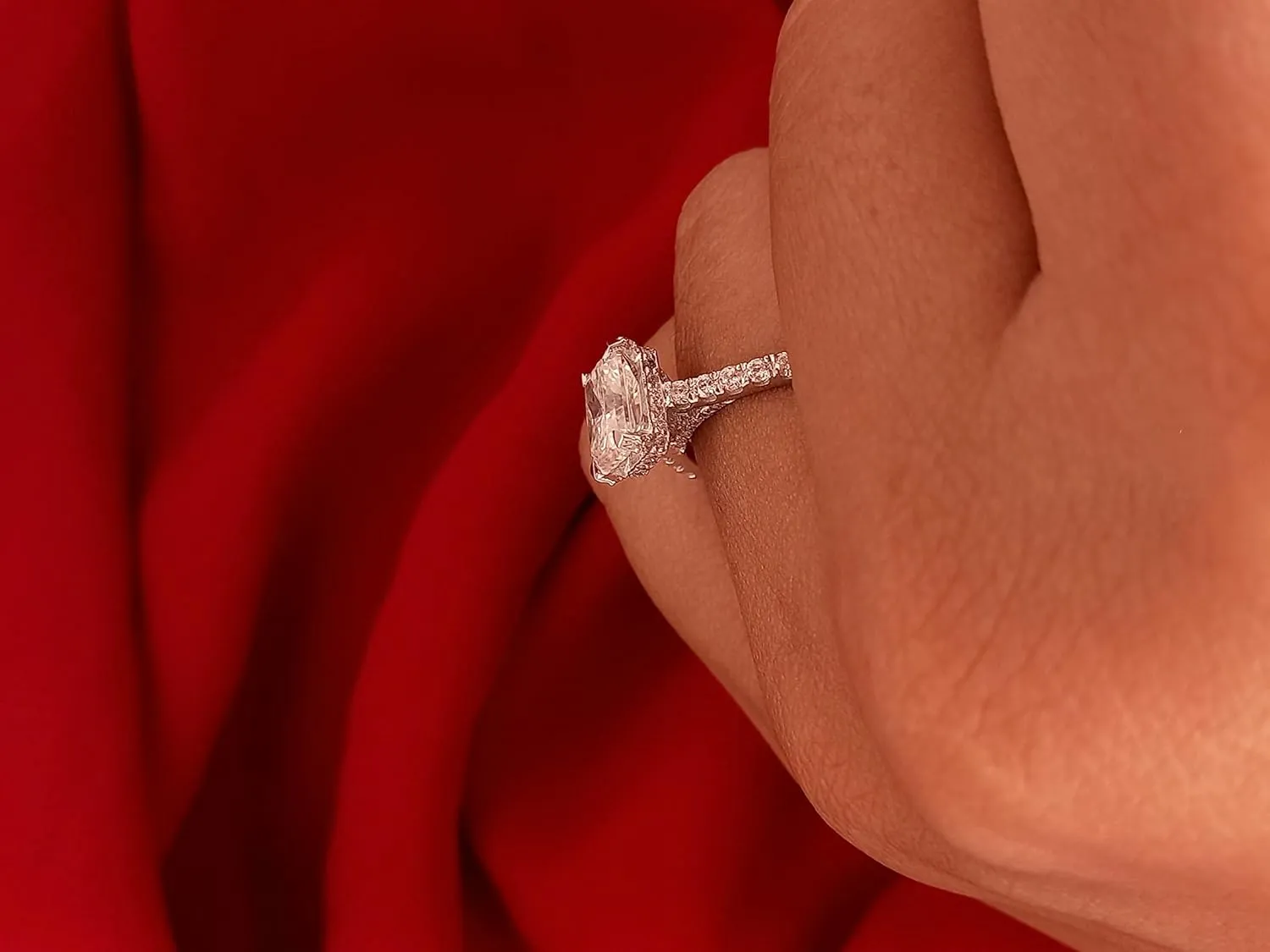 2.50 CT Radiant Cut Moissanite Engagement Rings Solid 14K White Gold/925 Sterling Silver Hidden Halo Ring For Women Wedding Ring