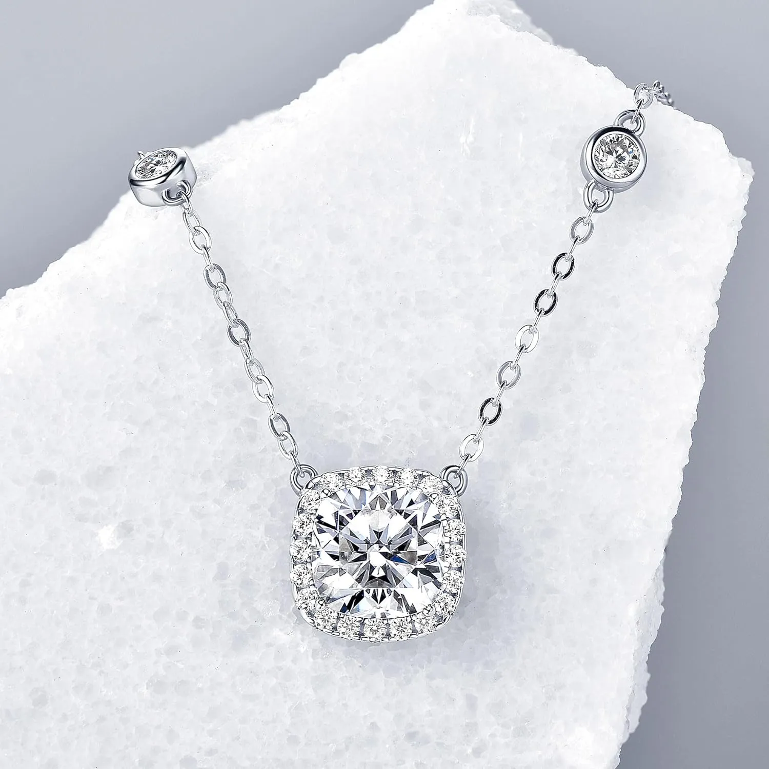 2.5CT Moissanite Pendant Necklace for Women, 8x8mm Cushion Cut D Color VVS1 Moissanite 925 Sterling Silver Dainty Halo Pendant for Mom, Wife, Lady Birthday Gifts