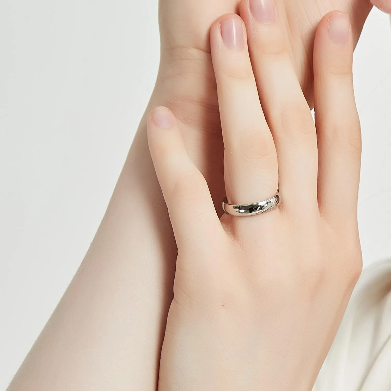 4mm 6mm Stainless Steel Rings Women Men High Polish Plain Dome Silver/Gold Wedding Band Comfort Fit