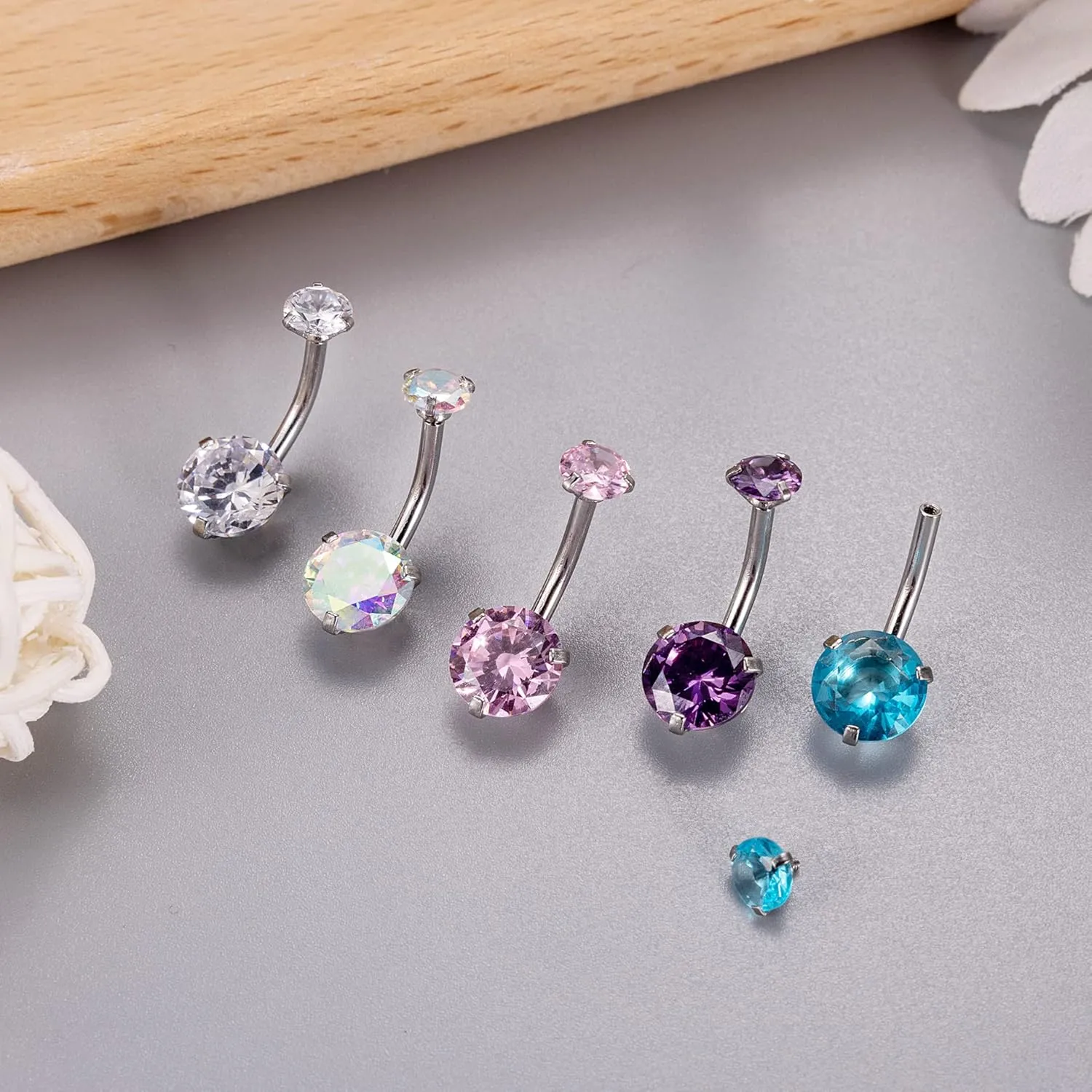 5Pcs 14G Surgical Steel Belly Button Ring for Women Belly Ring CZ Navel Rings for Women Barbells Body Piercing Jewelry with Tops Balls