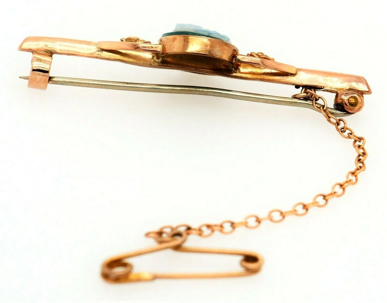 9ct Yellow Gold Blue Agate Cameo Brooch with Safety Chain & Pin