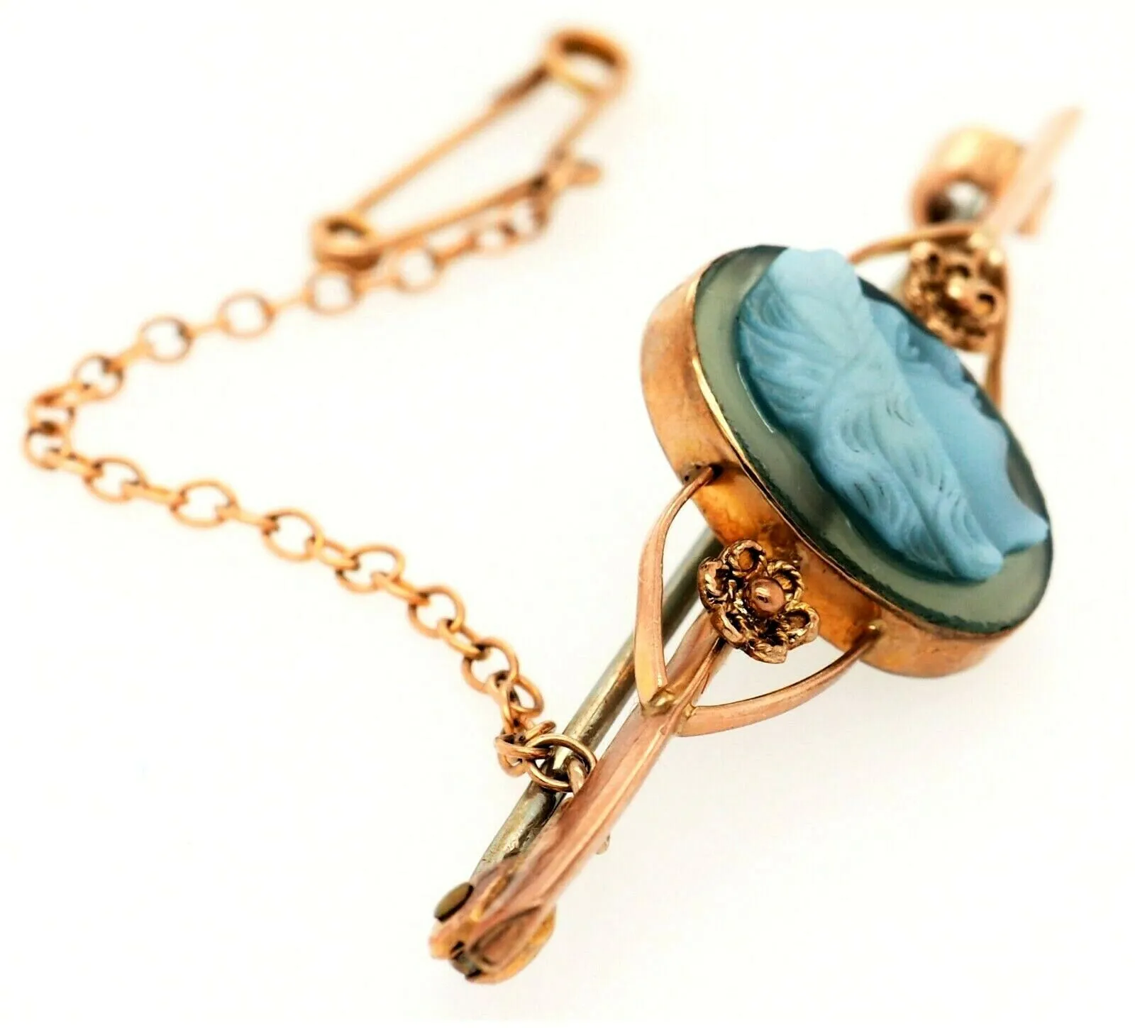 9ct Yellow Gold Blue Agate Cameo Brooch with Safety Chain & Pin