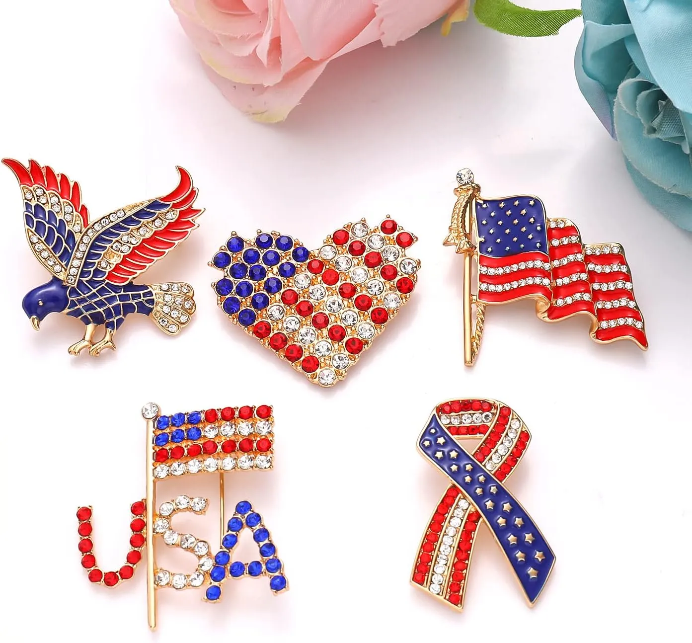 American Flag Brooches 4 th of July Patriotic Red White Blue Rhinestone USA Letter Cross Eagle Map Heart Ribbon Brooch Pin Bulk Vintage Fourth of July Celebrate Independence Day Lapel Pins for Women Men