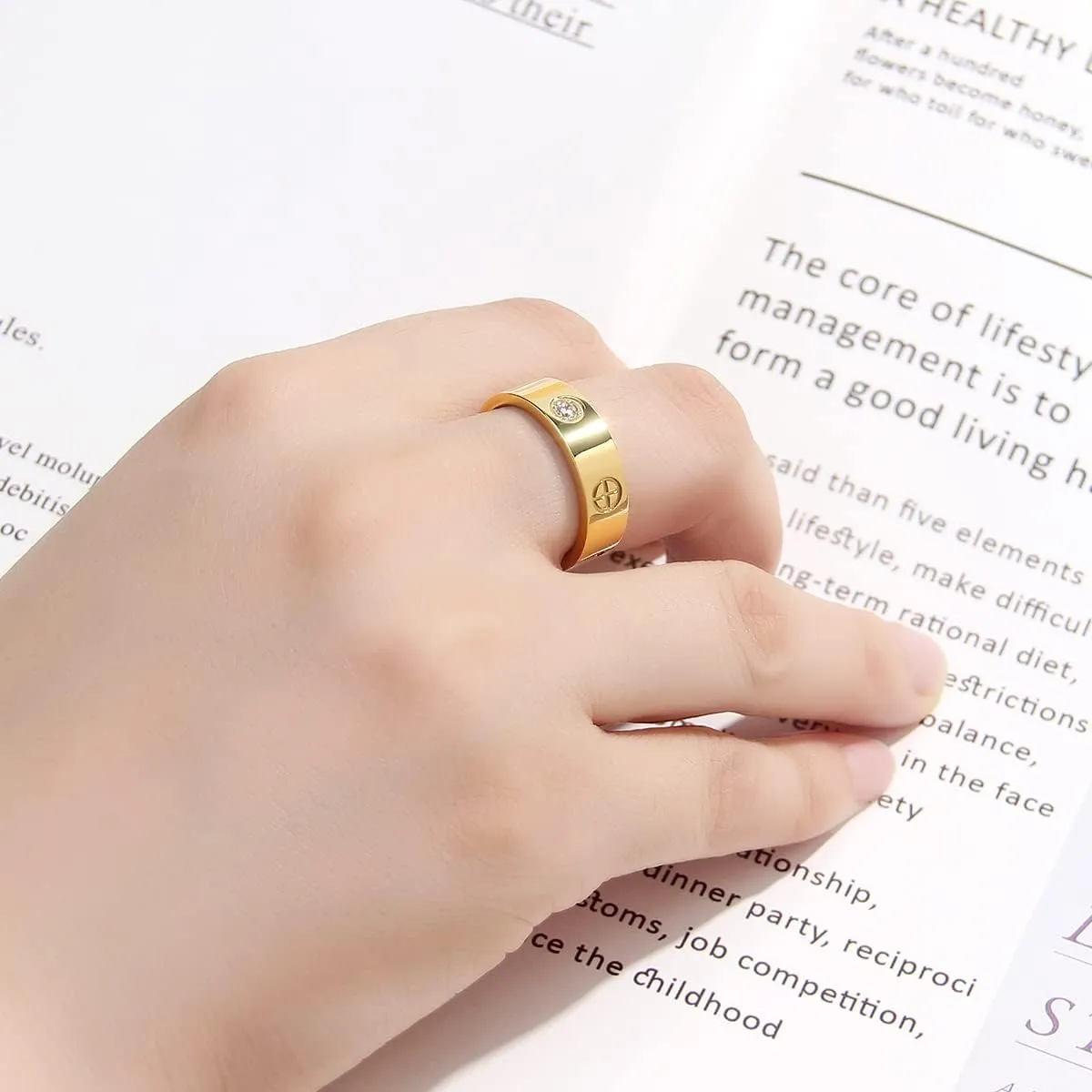 AmorArtSky Love Ring 18k Gold Silver Rings Friendship Ring With Screw Design Inlay Cubic Zirconia Stainless Steel Wedding Promise Bands Jewelry Mother's Day Birthday Gifts for Women, Size 6-10