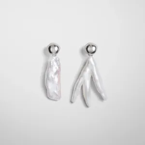 ASYMMETRIC PEARL EARRINGS | silver pearls