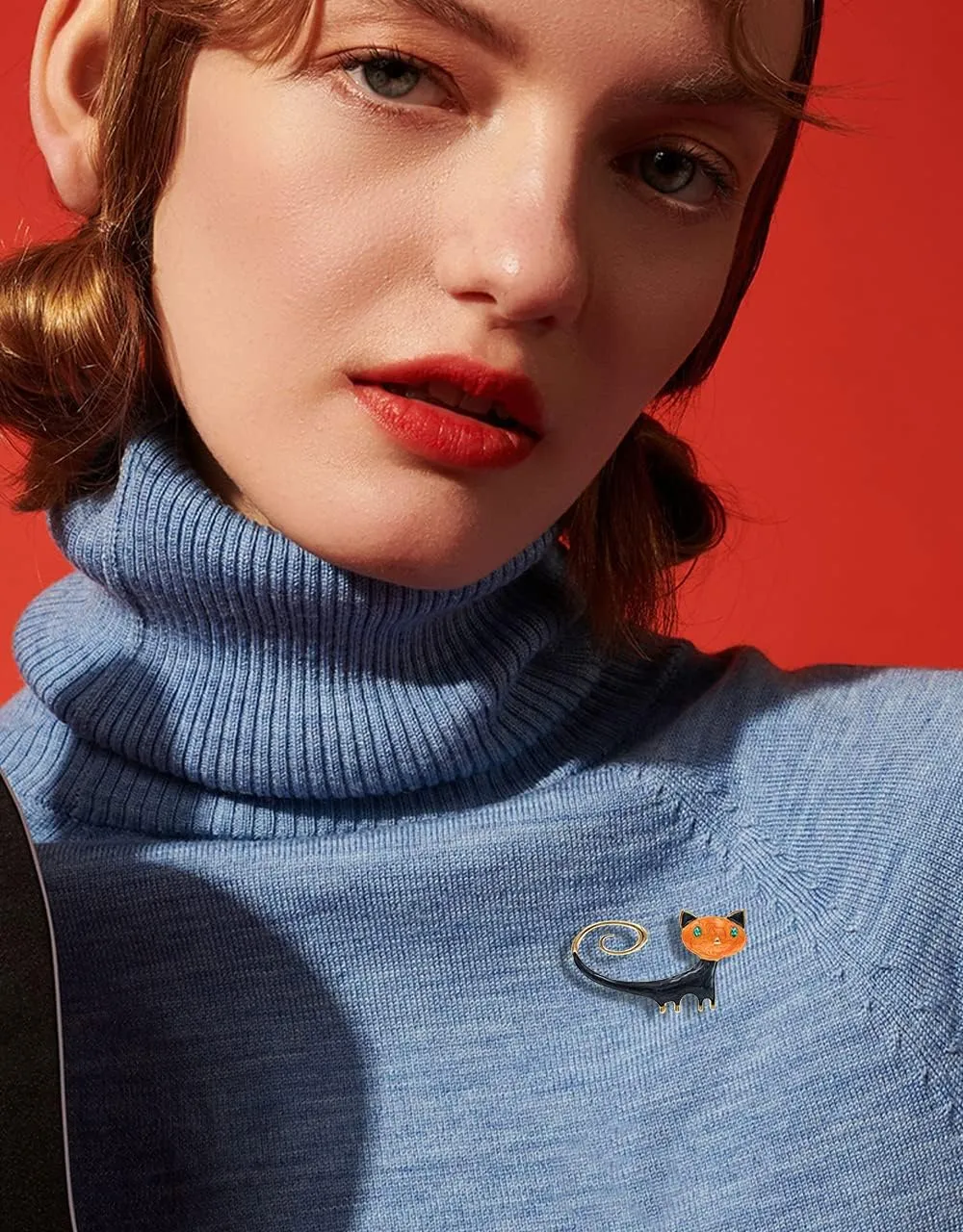 Fashion Cat Lapel Brooch Pin for Women Girls Cubic Zirconia Rhinestone Enamel Pet Animal Pin Clip Hat Scarves Sweater Dress Suit Jacket Brooches Pins Cute Jewelry Gifts Christmas