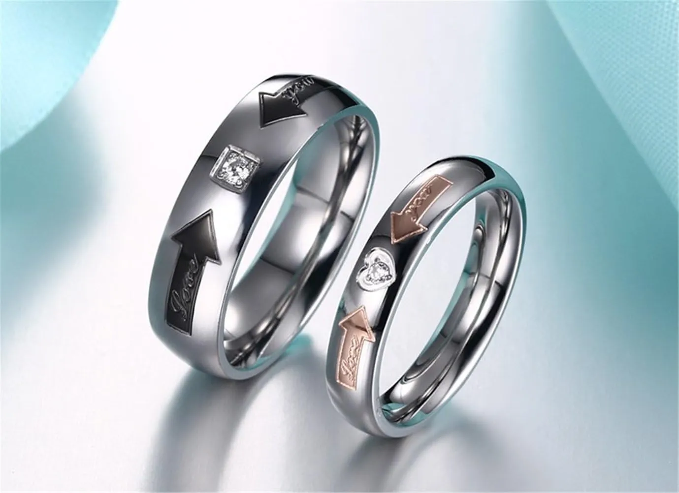 Fashion Month Mens Womens 4mm 6mm Black Rose Gold Stainless Steel Ring Couples Arrow Engraved CZ Wedding Engagement Band for Him and Her Comfort Fit