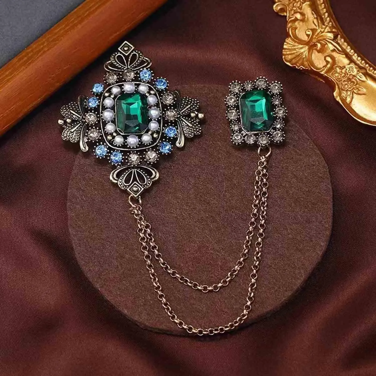 Gold Silver Plated Chain Rose Flower Violin Five-pointed Star Brooches Collar Pins Crystal With Hanging Chain Suit Shirt Lapel Brooch Pin Fashion Jewelry for Men Boy