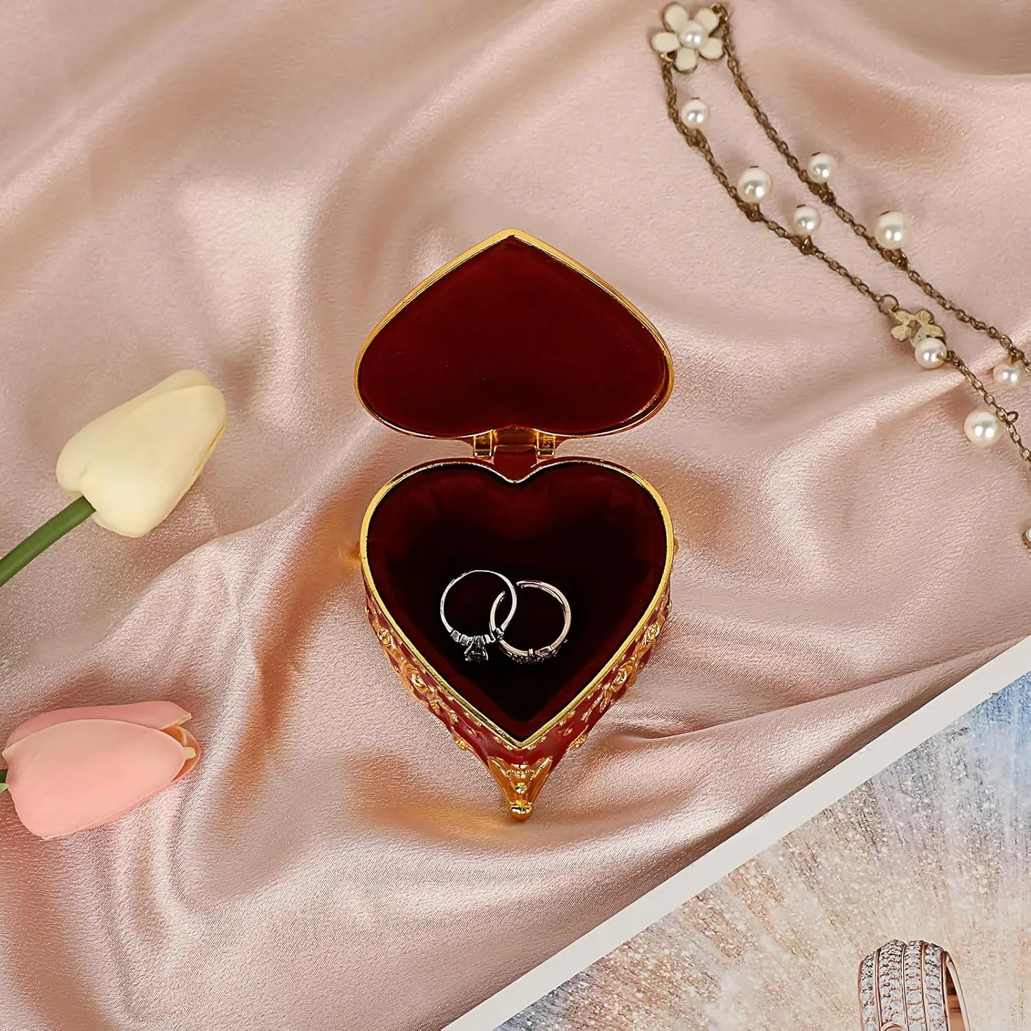 Hipiwe Heart Shape Jewelry Box Classic Metal Trinket Organizer Ring Storage Box with Rose Pattern Jewelry Storage Box for Ring Earrings Necklace, Gift for Women Girls, Red