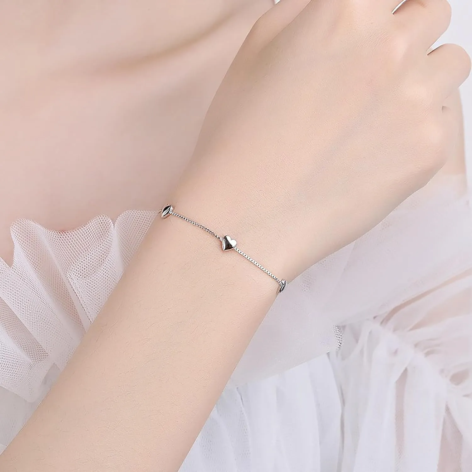 Love Heart Bracelet for Women 925 Sterling Silver Cute Star Moon Emerald Charm Chain Bracelet 14k Gold Plated Adjustable Link Bracelet Bangle Jewelry Christmas Gifts to Daughter Mom