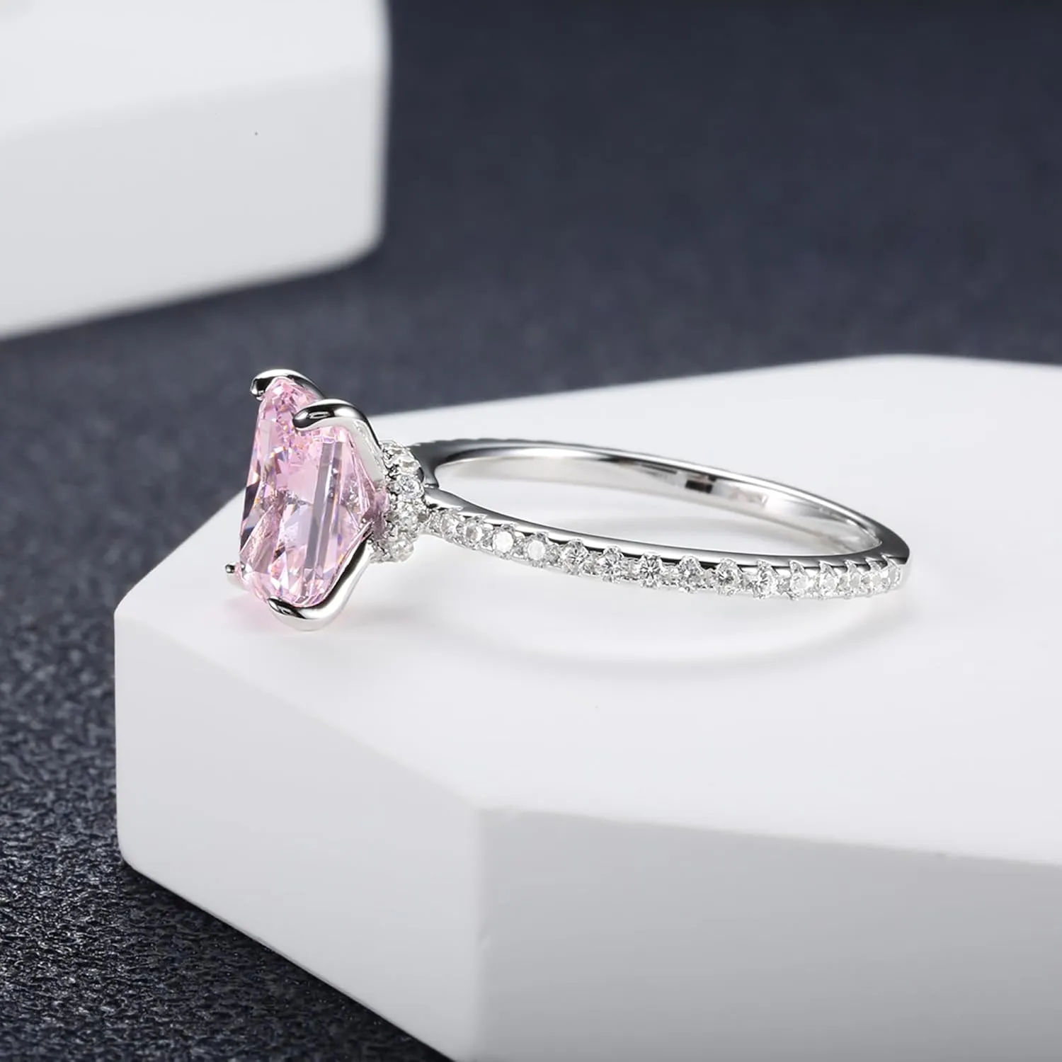 LOVECOM 2CT 925 Sterling Silver Engagement Rings for Women Radiant Cut Solitaire Cubic Zirconia Wedding Band CZ Promise Rings for Her Simulated Diamond Ring Jewelry Christmas Gifts for Mom