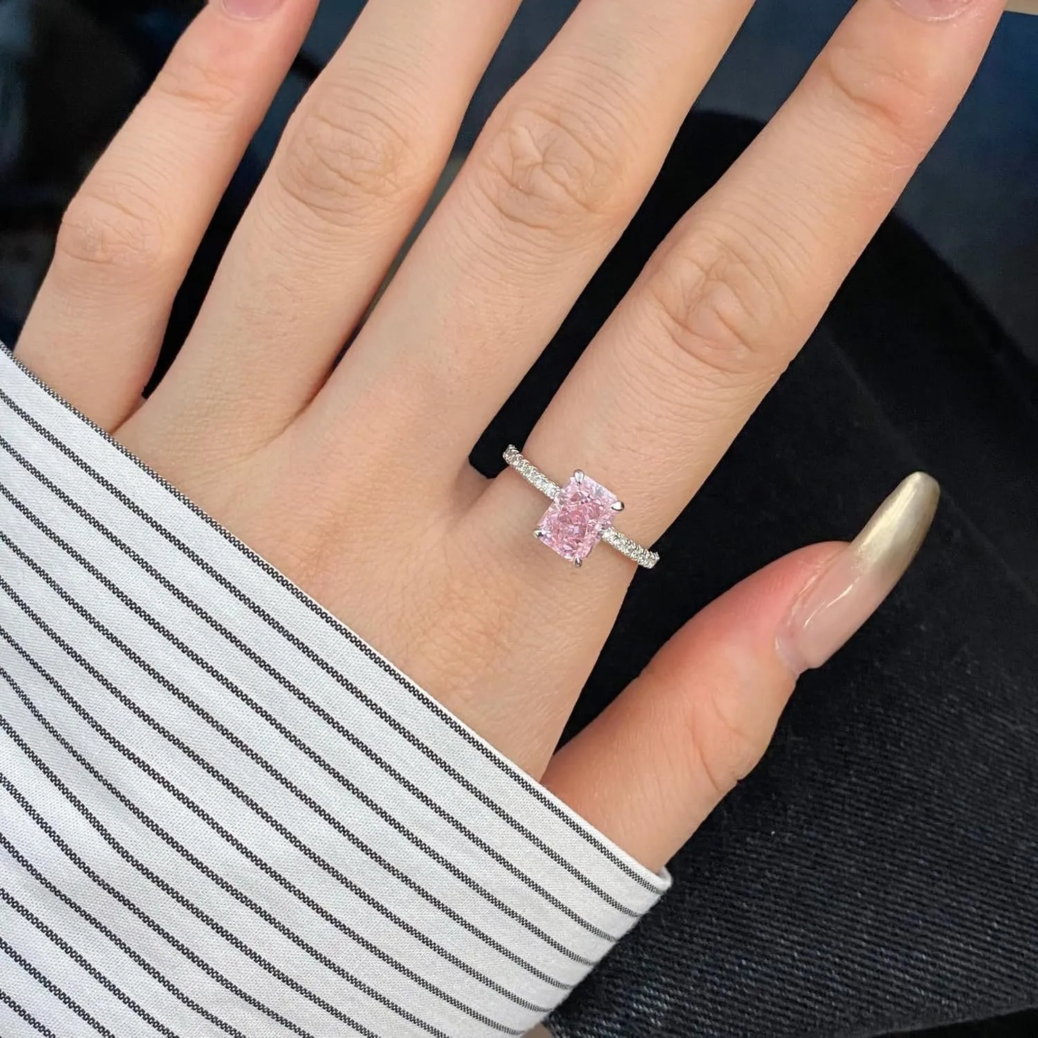 LOVECOM 2CT 925 Sterling Silver Engagement Rings for Women Radiant Cut Solitaire Cubic Zirconia Wedding Band CZ Promise Rings for Her Simulated Diamond Ring Jewelry Christmas Gifts for Mom