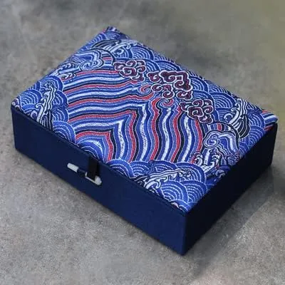 Luxury Chinese Silk Brocade Jewelry Box Rectangle Cotton Filled Tie Gift Packaging Boxes Long Necklace Sweater chain Accessories Storage Cases 5.51x3.94x1.77 inch (blue wave (2 pcs))