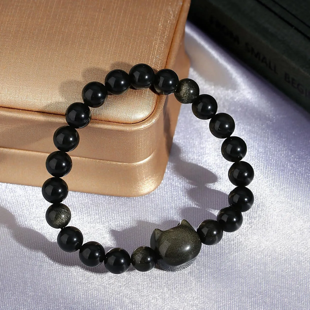 MAIBAOTA Cat Bracelet, Cat Jewelry Gifts for Women Men, 8 mm Crystal Bracelet for Good Luck, Money Attraction, Natural Stone Beaded Bracelet, Cat Gifts for Cat Lovers