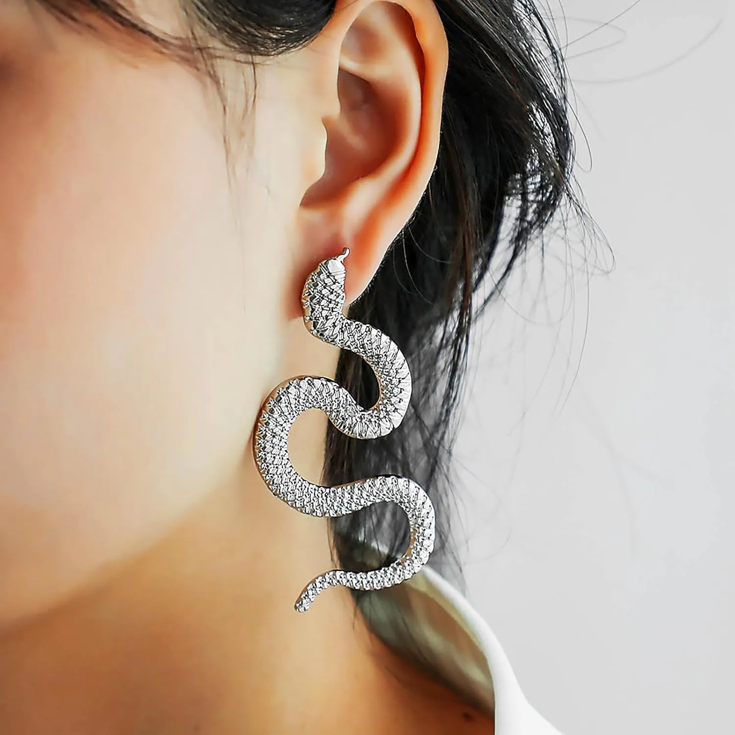 Olbye Snake Studs Earrings Long Dangle Serpent Earrings Minimalist Earrings Special Jewelry for Halloween Women