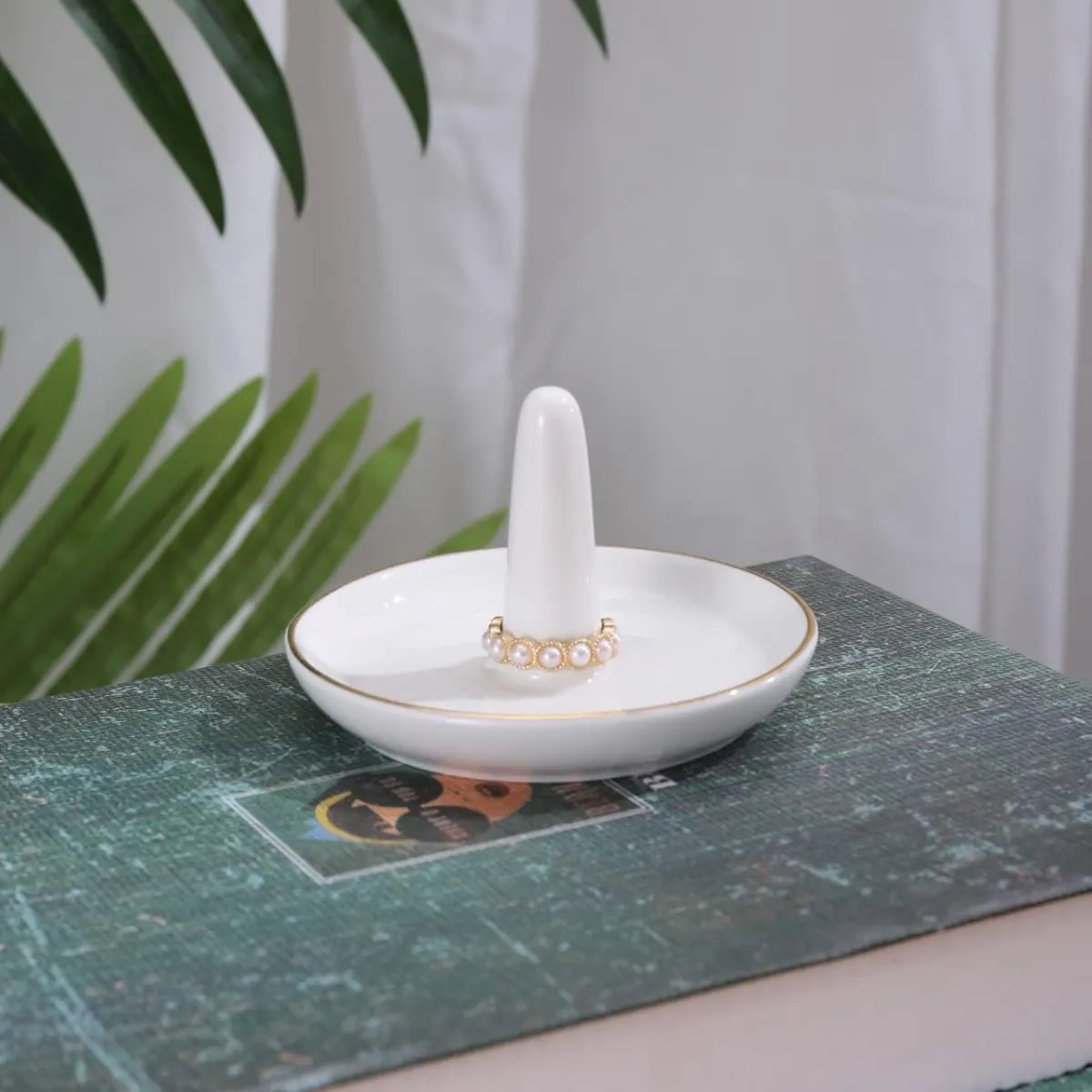 oskas White Ring Dish Holder,Engagement Wedding Bridal Shower GiftDecorative Trinket Tray,4 Inch,Ceramic,White