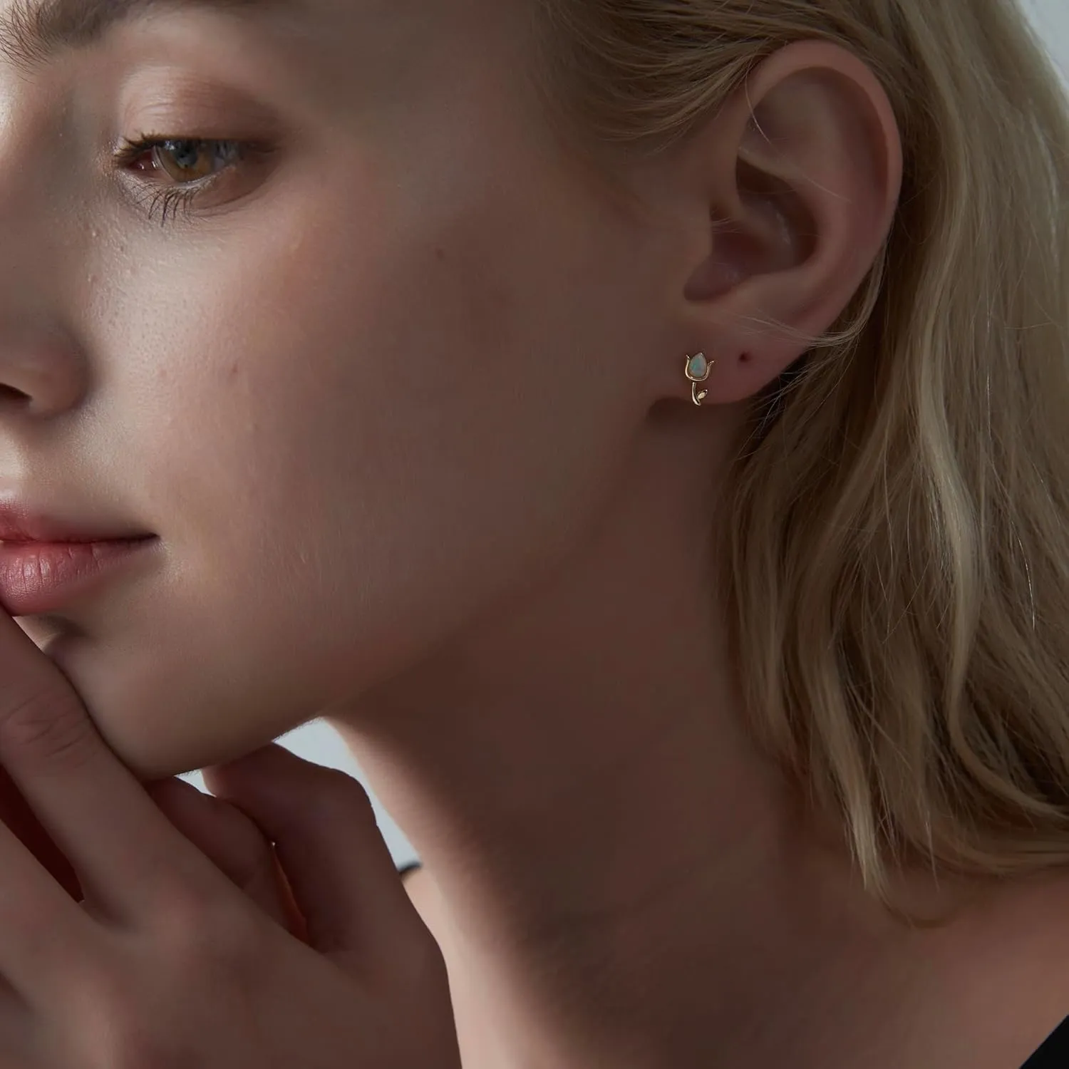 PERIMADE Gold Plated Small Tulip Stud Earrings for Women, Hypoallergenic Tiny Opal Flower Earrings Studs, 925 Sterling Silver Non Tarnish Earrings Trendy Jewelry Gift for Birthday Anniversary