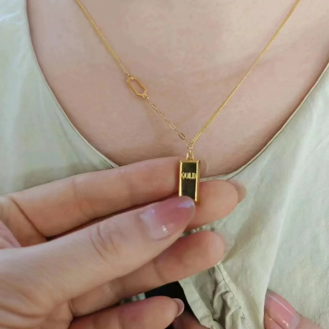 Rich Gold Necklace Women's 18K Plated Pendant Gianduja Noisettes