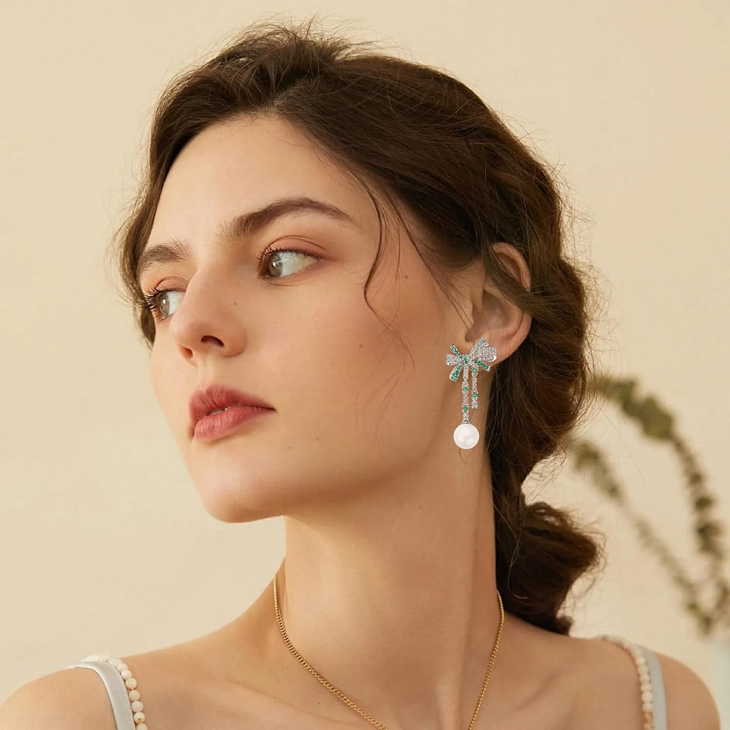S925 Sterling Silver Butterfly Pearl Bow Earrings for Women Crystal Rhinestone Cubic Zirconia Wedding Drop Dangle Earrings for Women Lovers