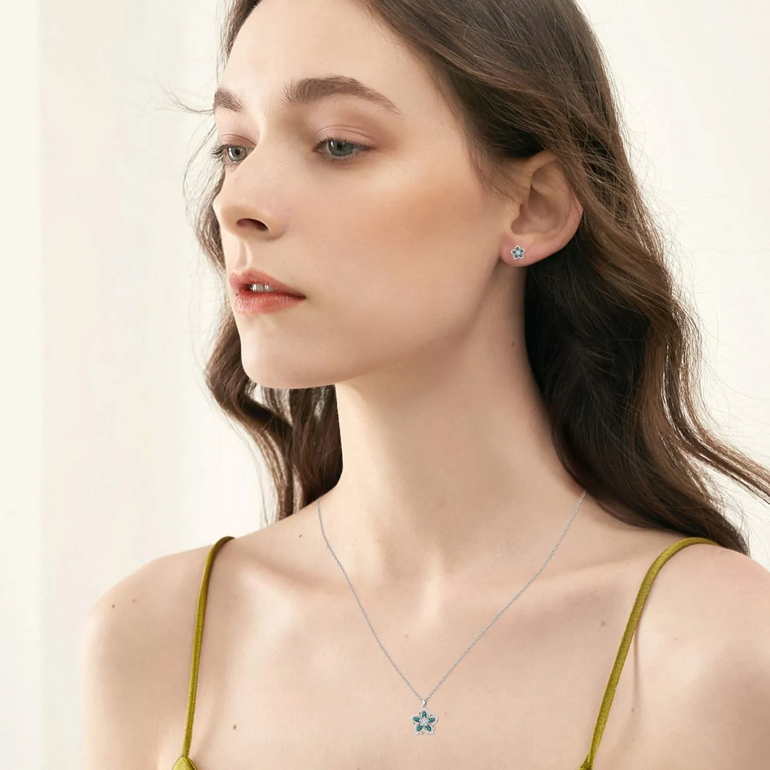 Sllaiss Austrian Crystal Flower Pendant Necklace Cherry Blossom Necklace for Women Platinum Plated Necklace Birthday Valentine's Day Jewelry Gift for Mom Women