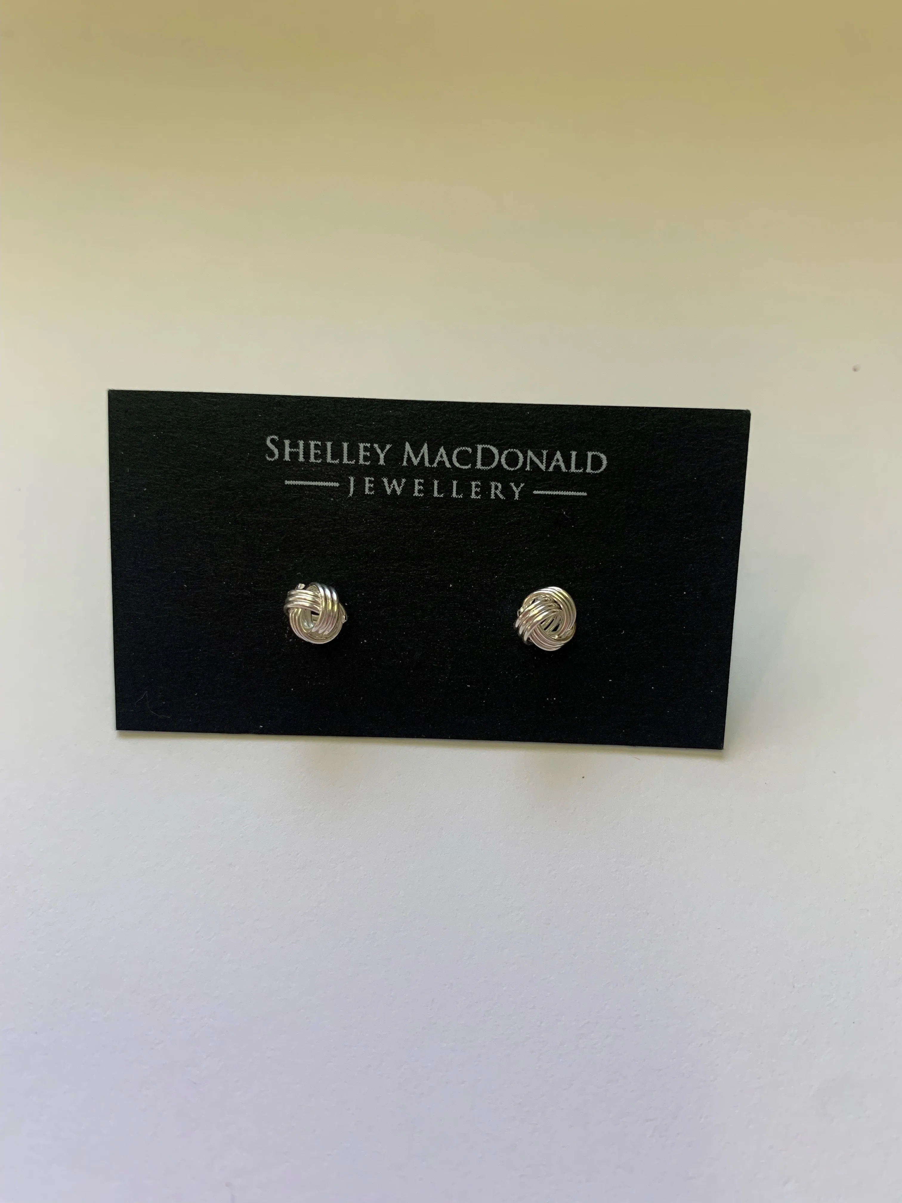 Small Knot Studs