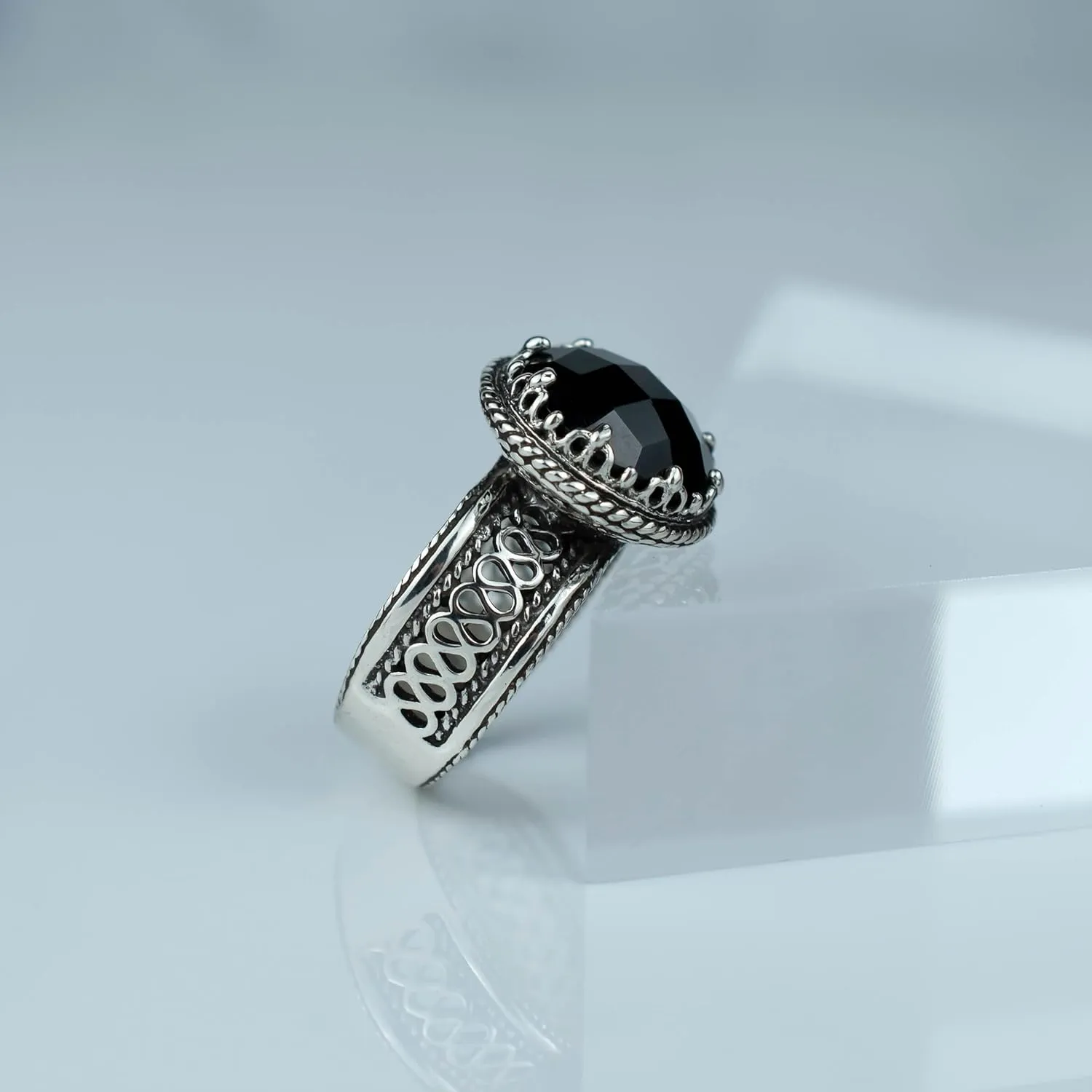 Sterling Silver Handcrafted Filigree Art Women Gemstone Cocktail Ring
