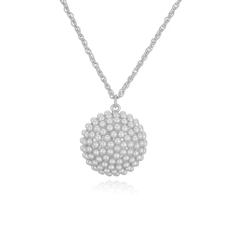 Sue - Pearl Necklaces